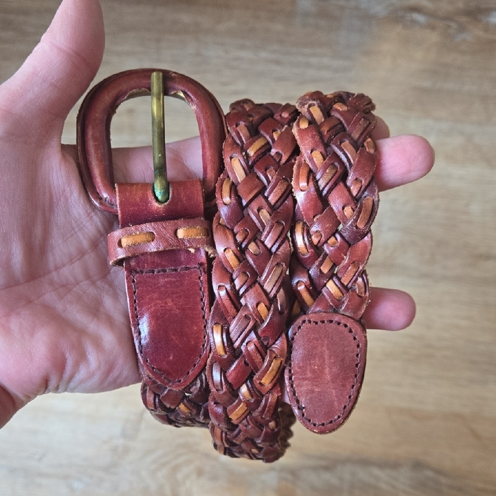 Genuine Leather Braided Belt with a brass-finish single-prong buckle Sz L